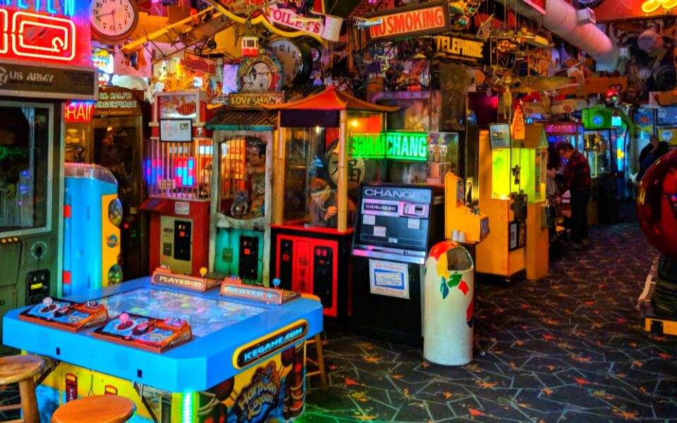 15 Pinball Wonderlands That Bring the Golden Age of Arcades Back