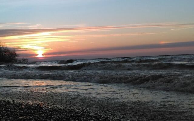 8 Lake Erie Beaches That Look Even Better With The Summer Crowds Gone