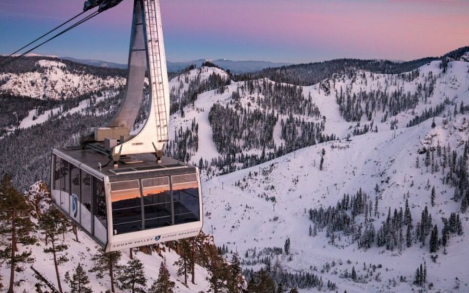 10 Scenic Gondola Rides That Take You High Into America’s Mountains