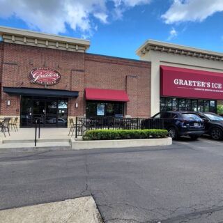 Columbus Ohio’s Jeni’s? No, Graeter’s Still Hand-Packs French Pot Ice Cream In Cincinnati