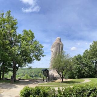 This 48-Foot Statue Has Watched Over Illinois’s Rock River Since 1911, And Seeing It Is Free