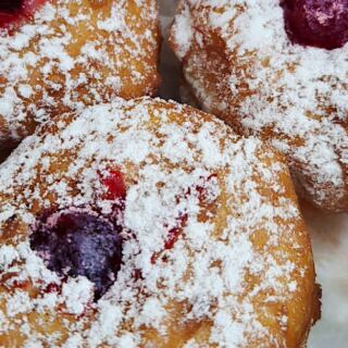 Seven Cleveland-Area Bakeries Where Paczki-Level Pastries Sell Out Before Noon