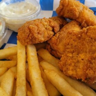 When Fried Seafood Cravings Hit, Illinois Locals Head First to This Family-Run Des Plaines Spot Open Since 1951