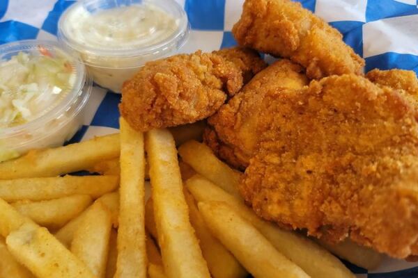 When Fried Seafood Cravings Hit, Illinois Locals Head First to This Family-Run Des Plaines Spot Open Since 1951