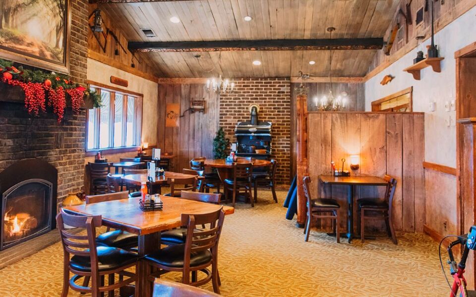 13 Pennsylvania Restaurants Serving Turkey Dinners With All the Fixings