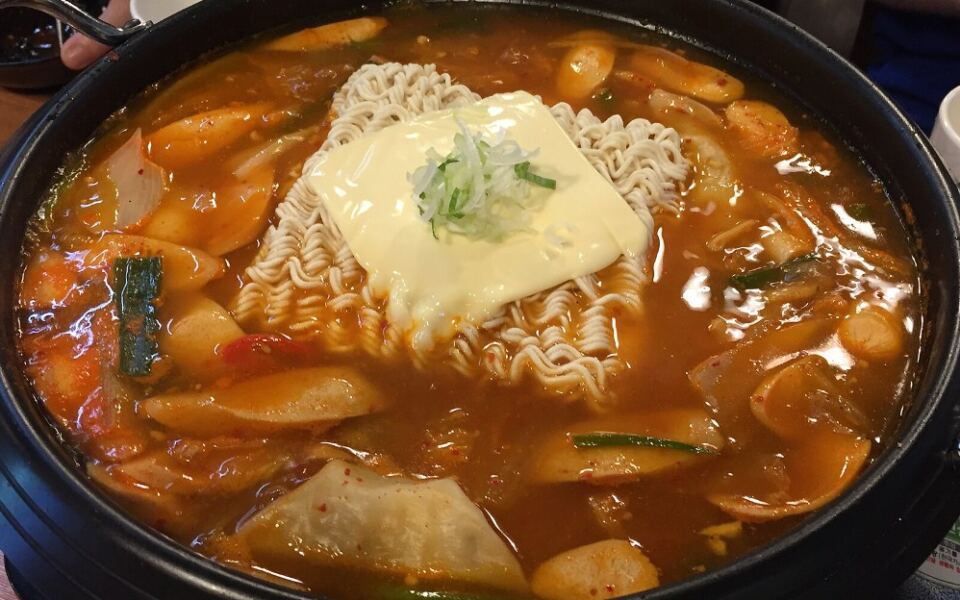 11 Korean Comfort Foods for the Ultimate Cozy Night In