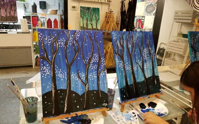 Make Your Own Artwork in a Beginner-Friendly Class at Corks & Colors Studio in Gainesville, Florida