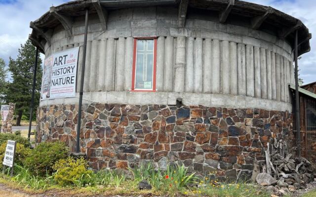 This Oregon Building Took 800 Tons of Hand-Stacked Rock to Rise Two Full Stories
