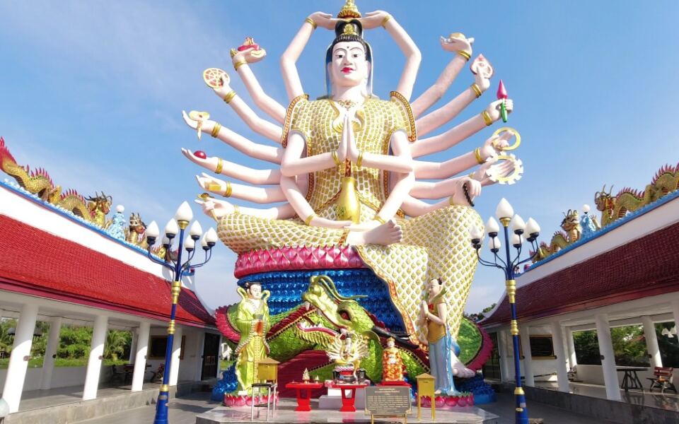15 Things That Make Wat Plai Laem One of Thailand’s Most Colorful Temple Complexes