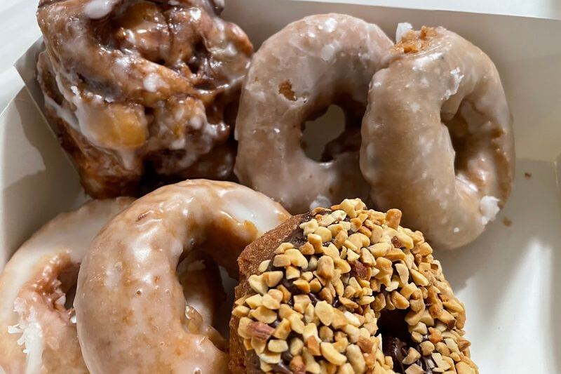 Locals Line Up For The Famous Applesauce Donut At This Old-School Oklahoma Bakery