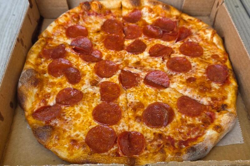 Locals Build Whole Drives Around the Pizza at This Tiny Seaside Massachusetts Village Spot