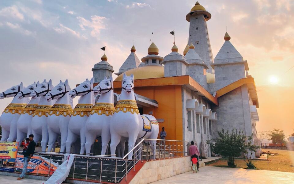 Inside Bundu’s Sun Temple, Where 18 Stone Wheels Form a Monumental Chariot