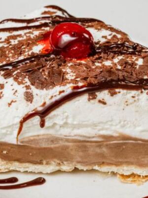 This Massachusetts Family Restaurant Has An In-House Bakery, A Dessert Cart, And A Chocolate Cream Pie Worth The Trip