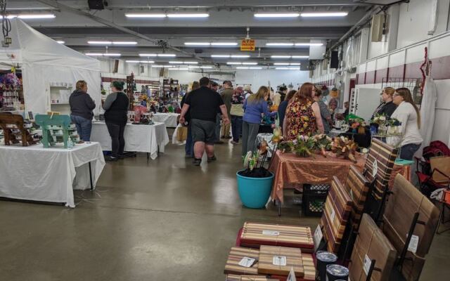 The Sprawling Ohio Flea Market Where You’ll Wish You’d Brought A Bigger Trunk