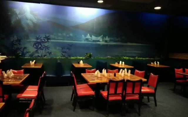 Skip the Flight: This Retro Lenox Polynesian Spot Turns a Massachusetts Dinner Into a Getaway