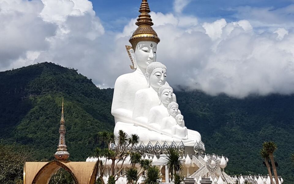 Wat Phra That Pha Sorn Kaew, Where Five Buddhas Overlook a Sea of Mountain Peaks