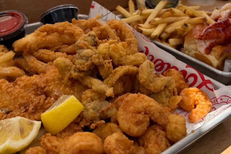 This Old-School Massachusetts Riverfront Shack Fries Clams Right Next to Its Own Fish Market