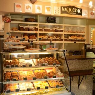 4 Florida Portuguese and Brazilian Bakeries Where Pastéis de Nata Come Out Warm