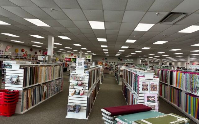A Huge Fabric Selection and Sew Days Turn This Oklahoma Quilt Shop Into a Crafter’s Field Trip