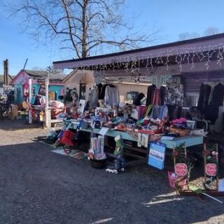 Follow a Dirt Road Past Tiny Shops at This New Jersey Flea Market