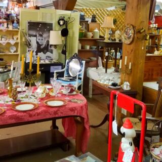 You Can Wander Through 50+ Dealers at Helena’s Largest Antique Mall