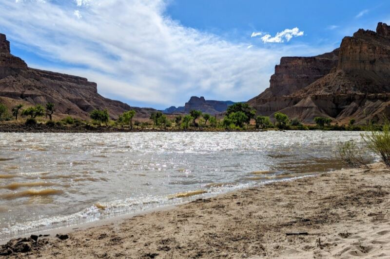 This Scenic New Mexico Lake Has A Swim Beach With Cliff Views For Just $5 A Vehicle