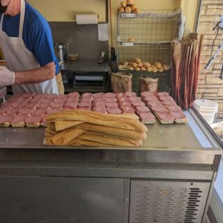 People Finally Try This Little Illinois Italian Grocery And Wonder Why They Waited So Long