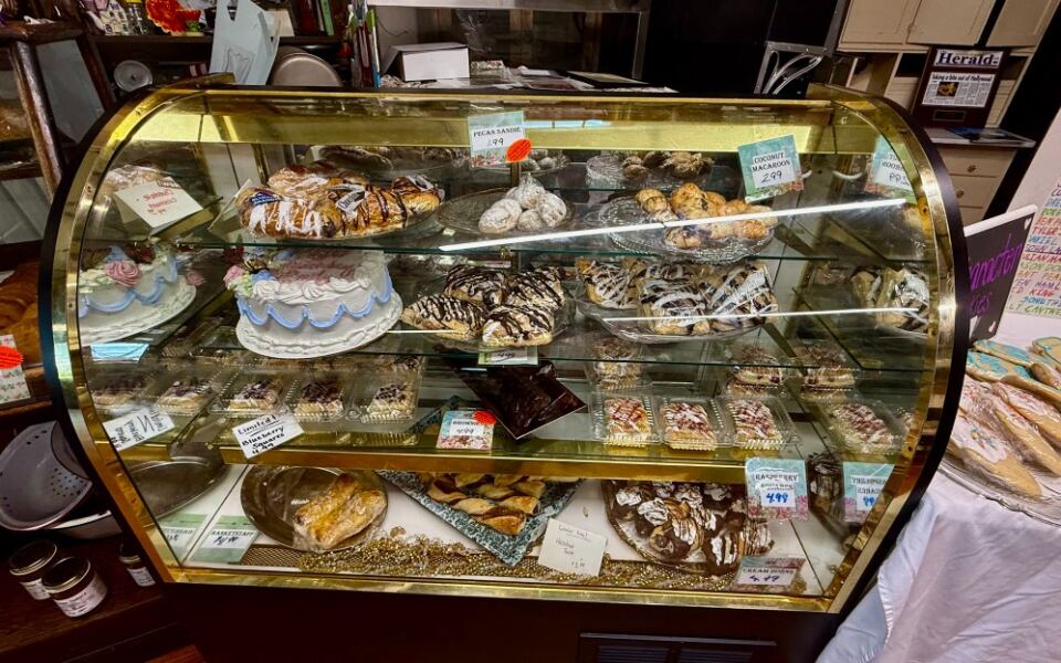 This Tiny Tracy City Bakery Has Been Making Sweet Memories Since 1902
