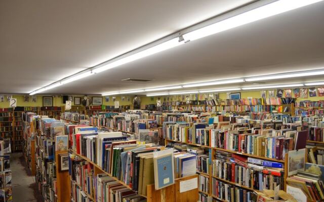 Rows of Stories and Comics Await at The Book Garden in Cream Ridge, New Jersey