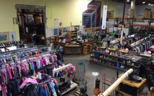 This Giant California Thrift Store Restocks Daily, And Shoppers Lose Hours Wandering Its Aisles