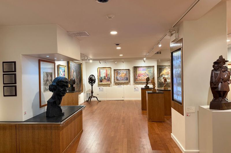 Walking Into Chicago’s Polish Museum Of America Costs Little And Reveals Paderewski’s Piano