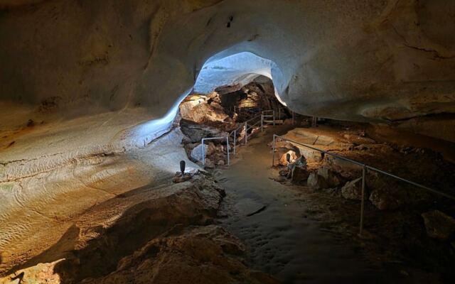 This Hour-Long Oklahoma Tour Leads You Underground Into the World’s Largest Public Gypsum Cave