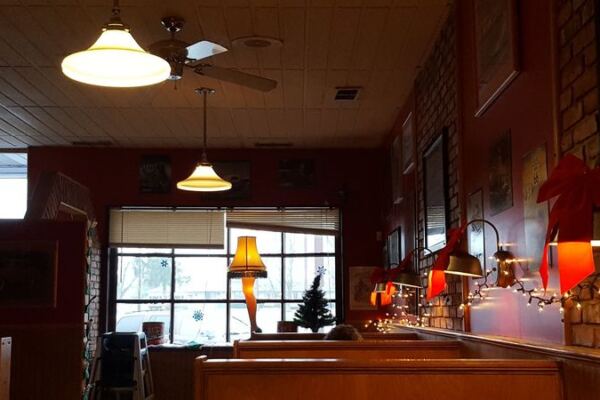 Ohio Pizza Fans Argue Over Square Cuts, And These 5 Dayton Parlors Prove Why