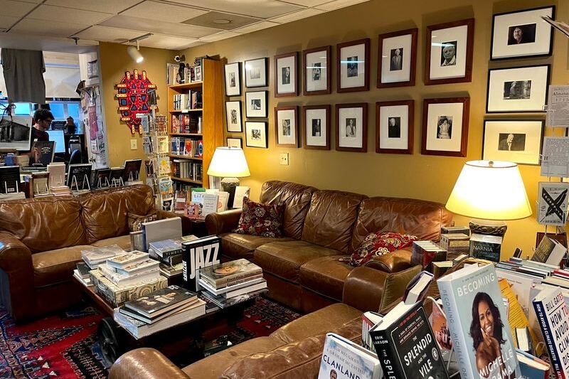 This Tennessee Bookstore Is So Cozy You’ll Lose a Whole Afternoon Between the Shelves