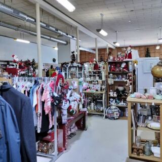 Vintage Pyrex Meets Local Handmade Goods Inside This Easy-to-Miss Small-Town Oklahoma Shop Treasure Hunters Drive Out For