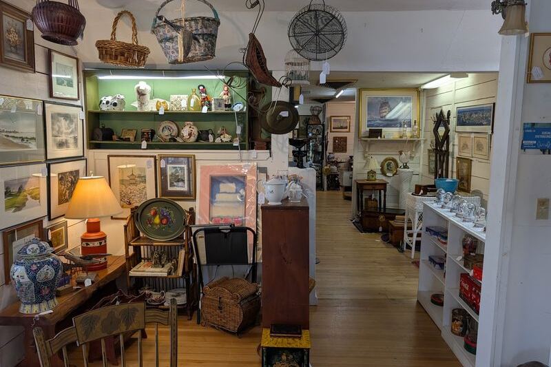 These 11 Giant Massachusetts Thrift, Antique, and Flea Markets Turn a Quick Shopping Trip Into a Whole-Day Treasure Hunt