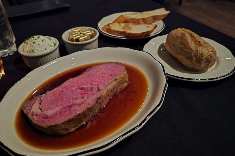 The Prime Rib at This North Carolina Steakhouse Has Kept Diners Coming Back for Generations