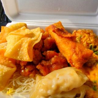 This Michigan UP Buffet Serves Sushi, Crab Rangoon, and Mongolian BBQ