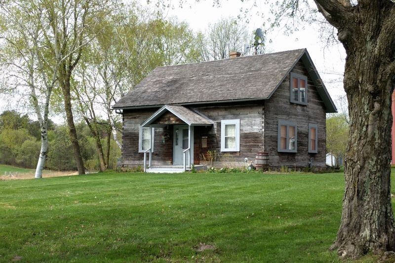 Walk Through an 1890s Swedish Village in Minnesota Without Paying a Single Cent