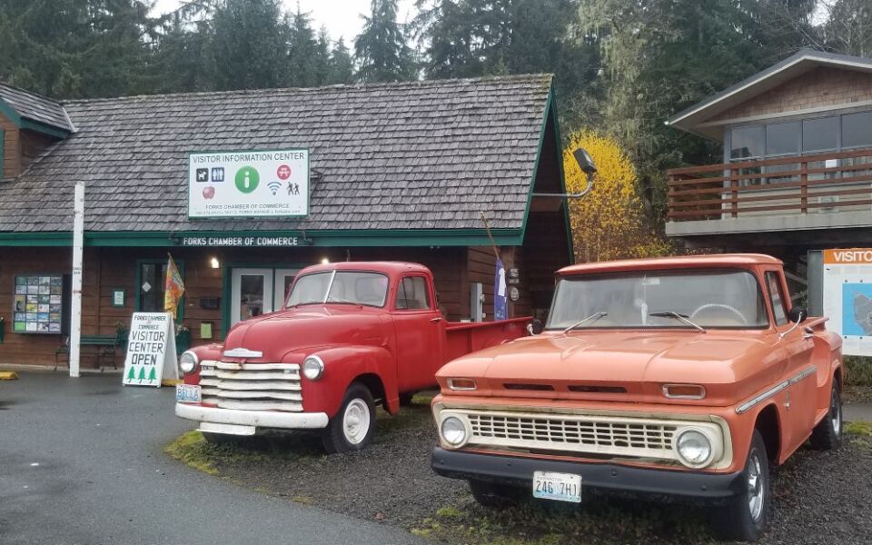 15 American Towns That Became Famous for Reasons Nobody Saw Coming