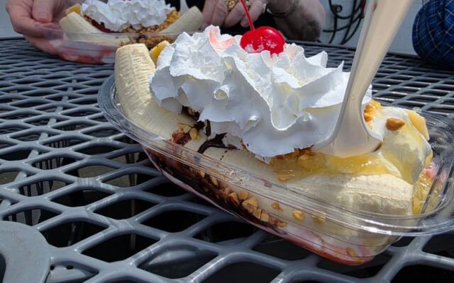 8 Illinois Ice Cream Shops Worth One Last Road Trip Before They Close For The Season