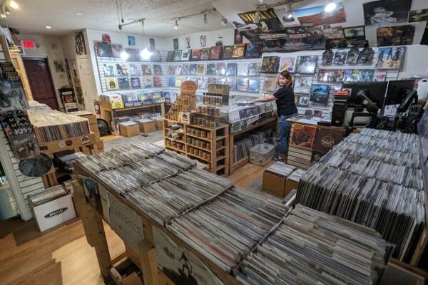 A Small New Jersey Shop Is a Vinyl Lover’s Dream Packed With Newer Records