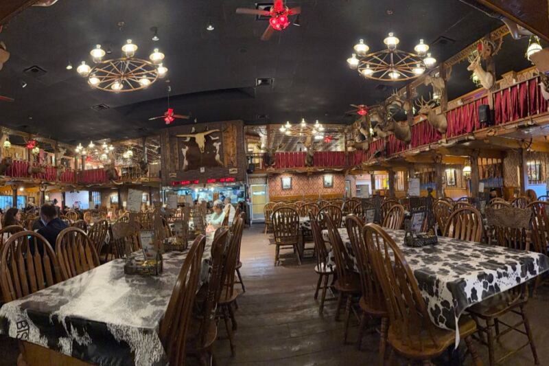 14 U.S. Restaurants Where You Can Still Eat Like a Cowboy