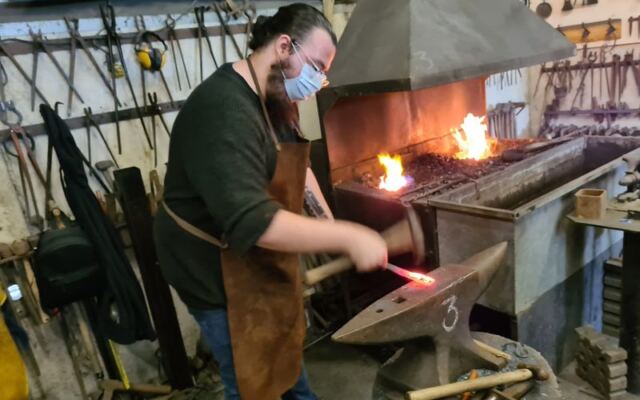 A 2018 Oklahoma Blacksmithing Class Made Steel S-Hooks: What Current Listings Show