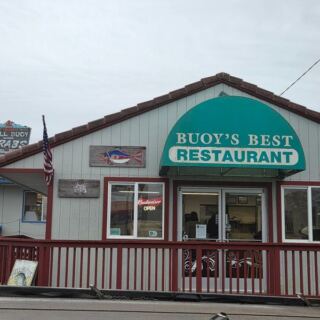 Locals Line Up at This Humble Seaside, Oregon Shack for Fried-to-Order Halibut and Oysters