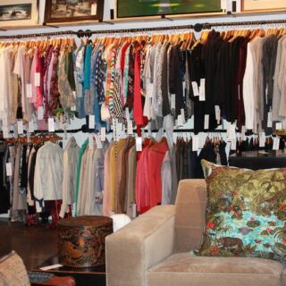 This Wilmette Charity Resale Shop Is Where Illinois’s North Shore Sends Its Designer Labels and Furniture