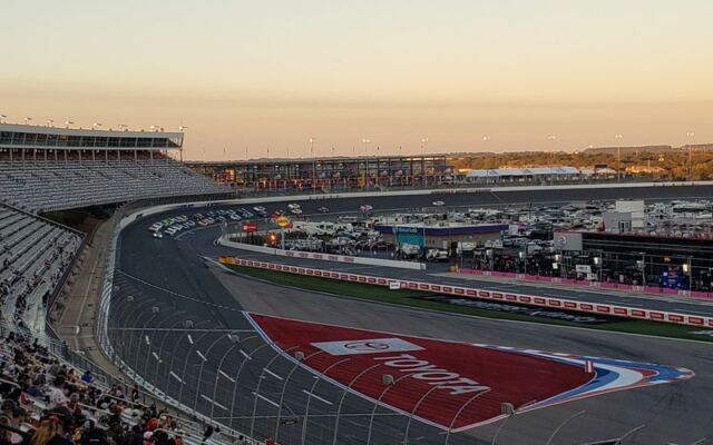 This North Carolina Speedway Turns Into a Four-Mile Drive Through Millions of Holiday Lights