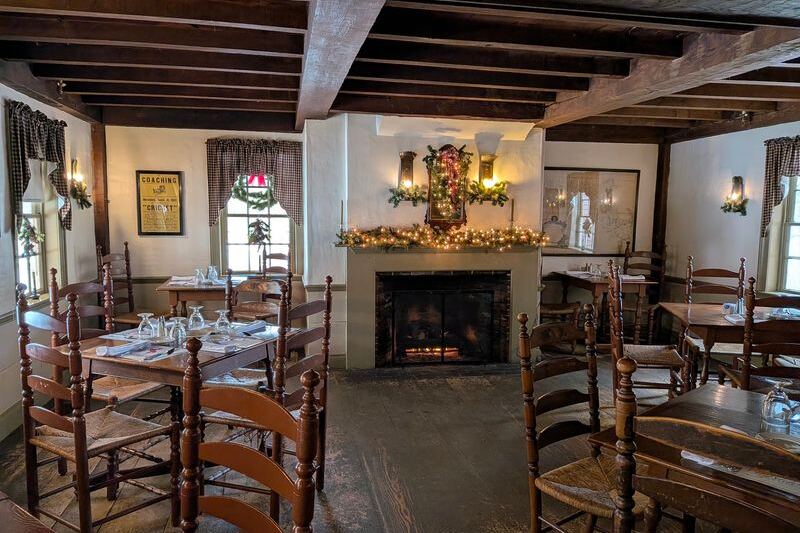 This Massachusetts Tavern Fed George Washington, and You Can Still Eat Dinner in Its Centuries-Old Rooms