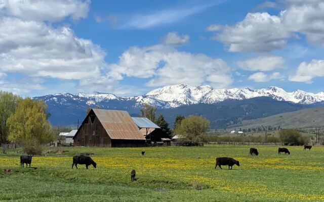 Tiny Halfway, Oregon Has Mountains on Every Horizon and Night Skies Packed With Stars