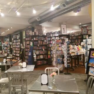 This Bookstore Café In Illinois Is Where Readers Lose An Entire Rainy Afternoon